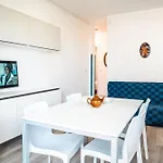 דירה Beautiful Flat With Sea View In