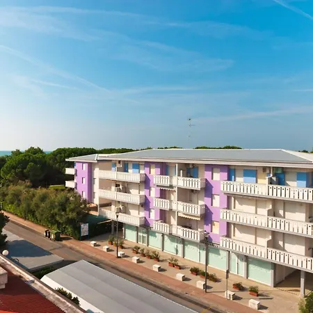 Beautiful Flat With Sea View In Appartamento