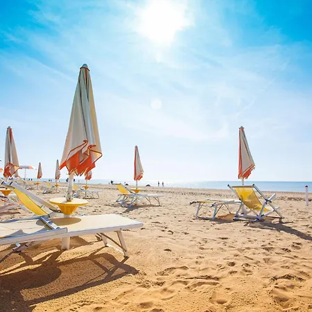 Beautiful Flat With Sea View In Bibione
